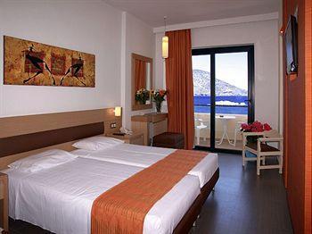 Electra Beach Hotel Karpathos Exterior photo